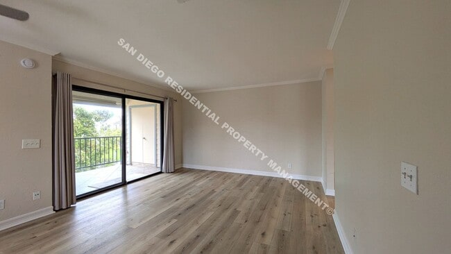 Building Photo - Highly Updated 2-Bedroom Condo in Prime Mi...