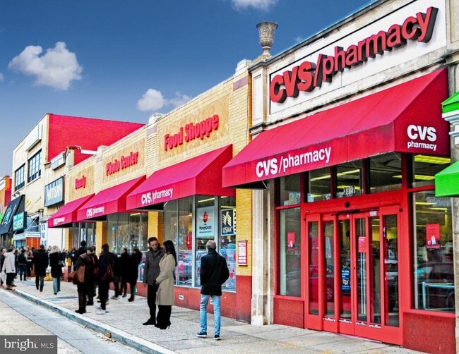 Building Photo - 2711 Ordway St NW