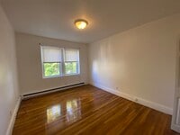Building Photo - 451 Norfolk St