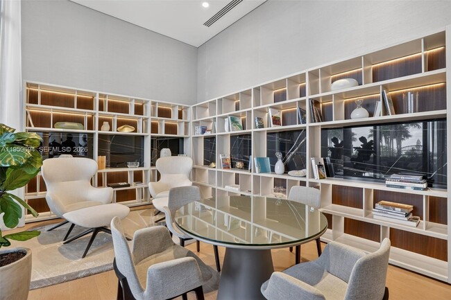 Building Photo - 5775 Collins Ave