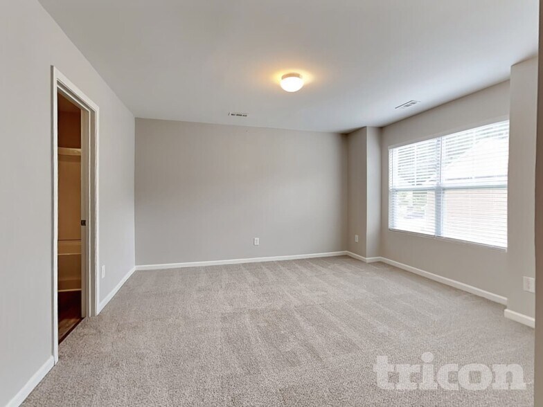 Building Photo - 2079 Aragon Lane