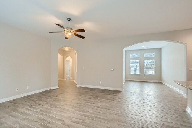 Building Photo - 764 Bonnet Blvd
