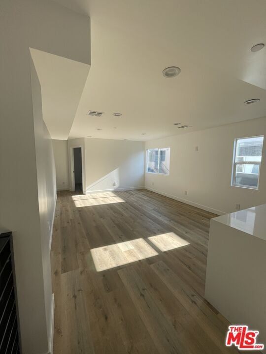 Building Photo - 1552 Winona Blvd