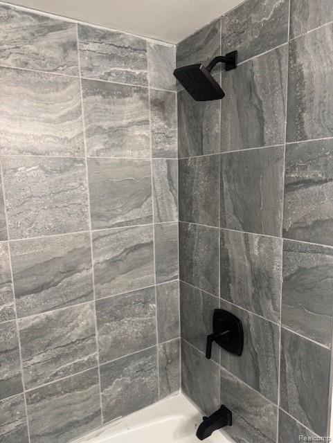 Building Photo - 16245 Roanoke St