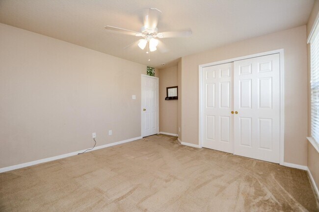 Building Photo - 9947 Valance Way