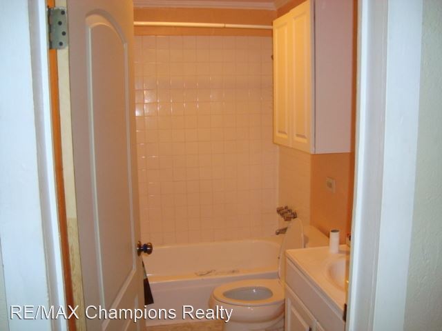 Building Photo - 2 br, 1 bath House - 954 54th Street