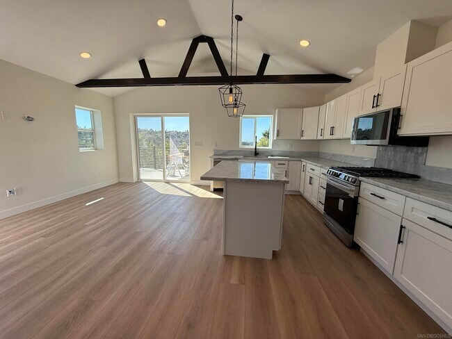 Building Photo - 1145 Merritt Ln
