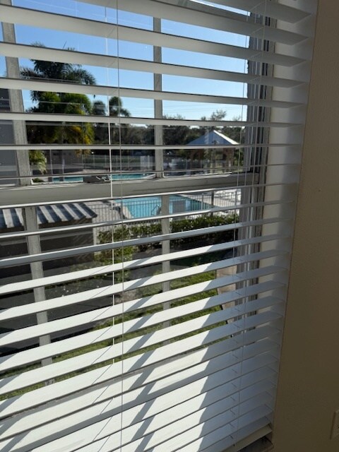 Building Photo - 153 Santa Clara Dr