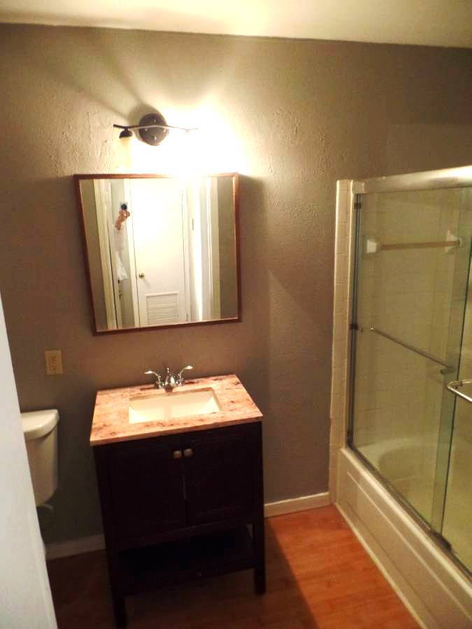 Building Photo - 2851 N Oakland Forest Dr