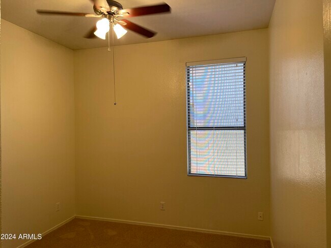 Building Photo - 7322 E Gallego Ln