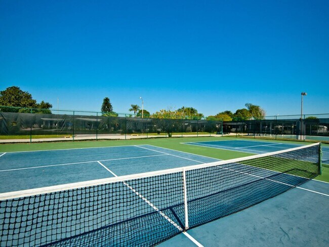 Building Photo - 485 Sandalwood Ln