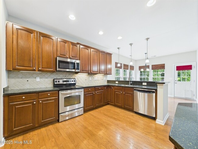 Building Photo - 12589 Honeychurch St