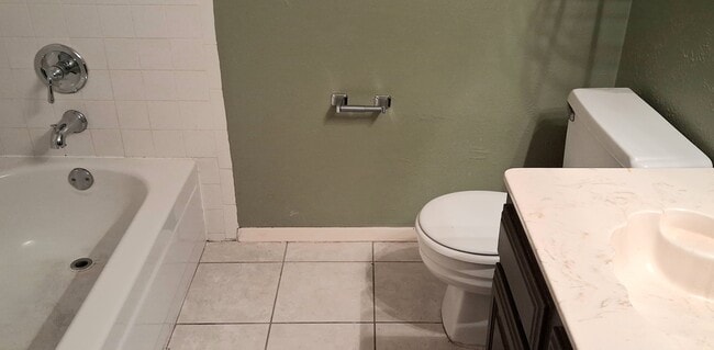 Building Photo - 5200 Martel Ave