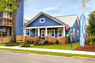 Building Photo - Casanas Village At Frenchtown Square