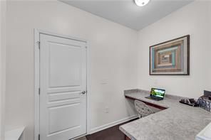 Building Photo - 704 Woodbridge Dr