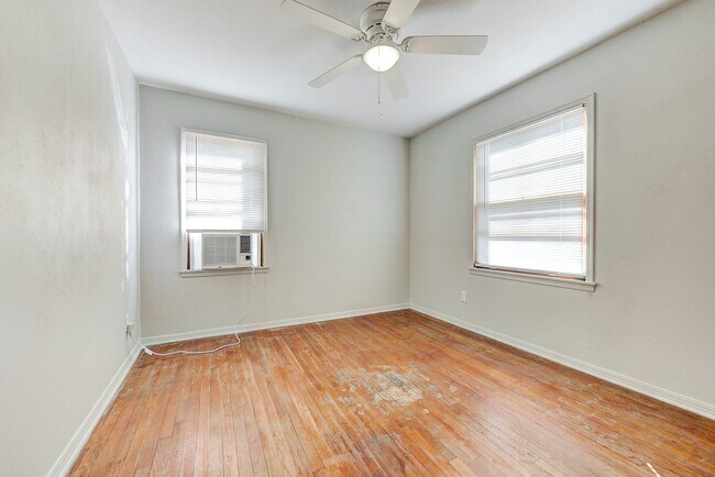 Building Photo - 2 bedroom 1 bath - Del City