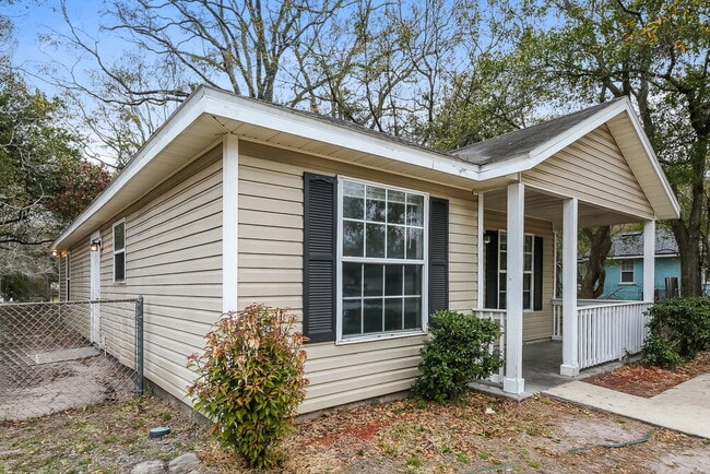 Building Photo - 3313 Fitzgerald St