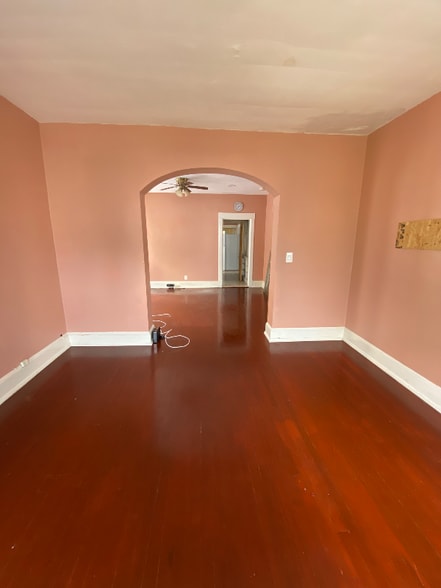 Building Photo - 1122 Willett St