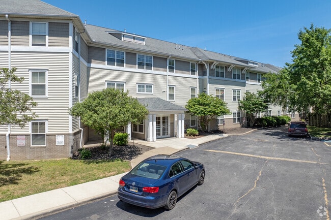 Primary - Glenhaven Apartments