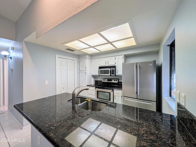 Building Photo - 1222 W Baseline Rd