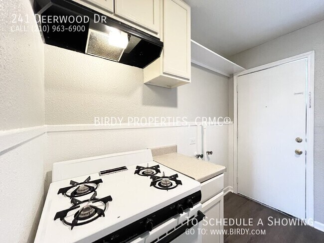 Building Photo - 241 Deerwood Dr