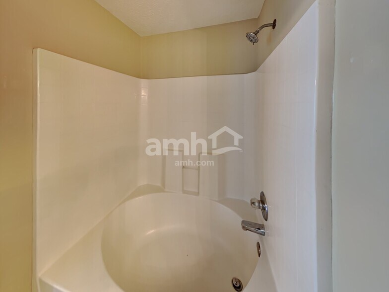 Building Photo - 5072 Morgan Taylor Dr