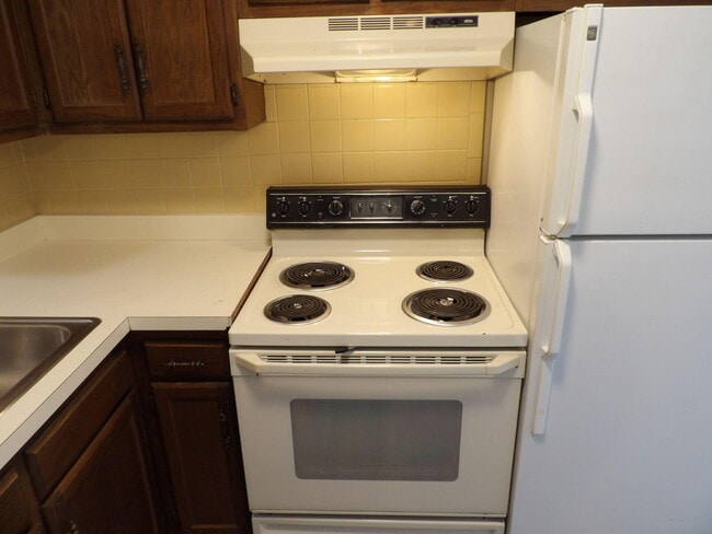 Building Photo - 432 Harrodsburg Ln