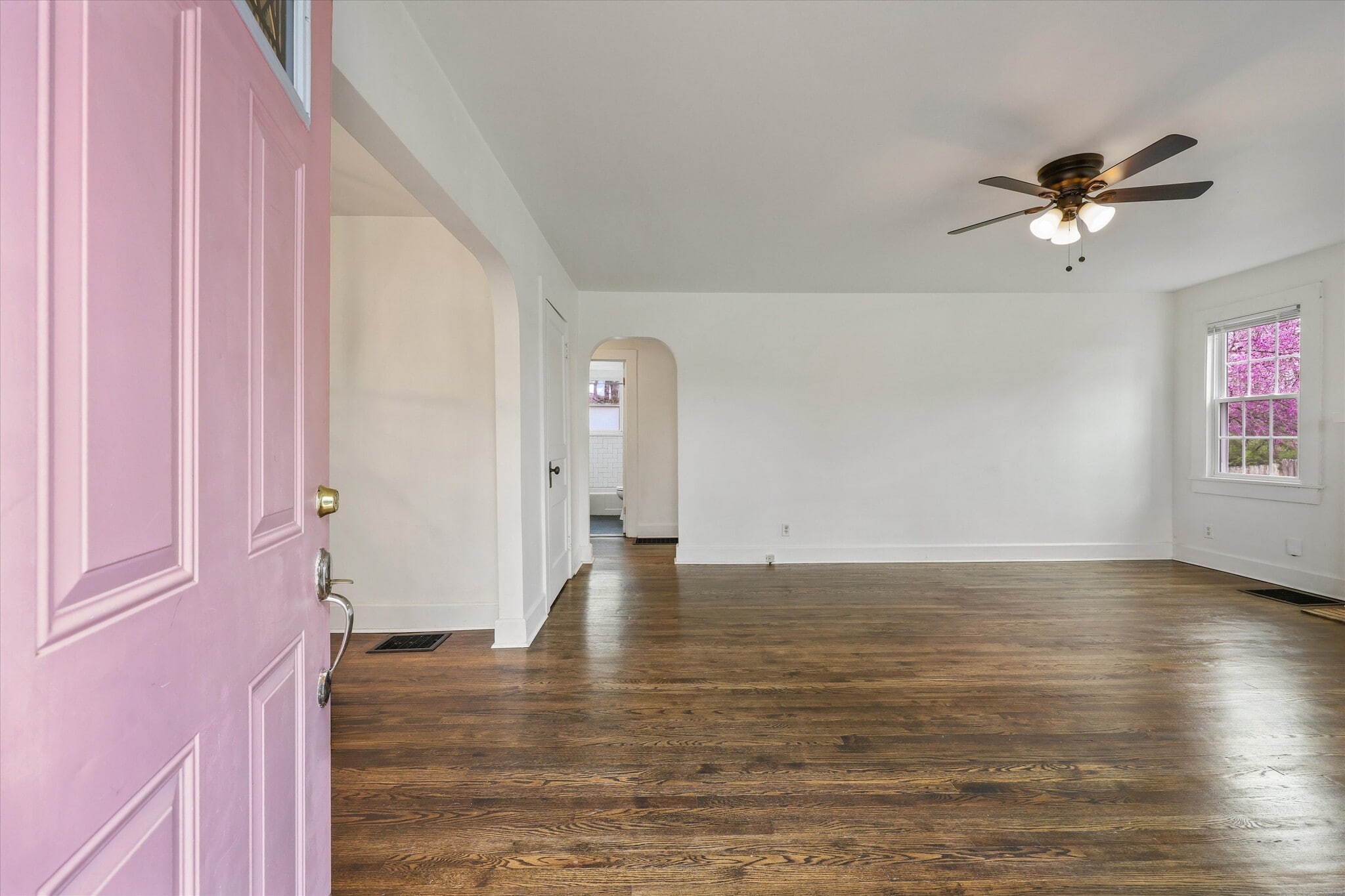 Building Photo - 3232 Fairmont Blvd