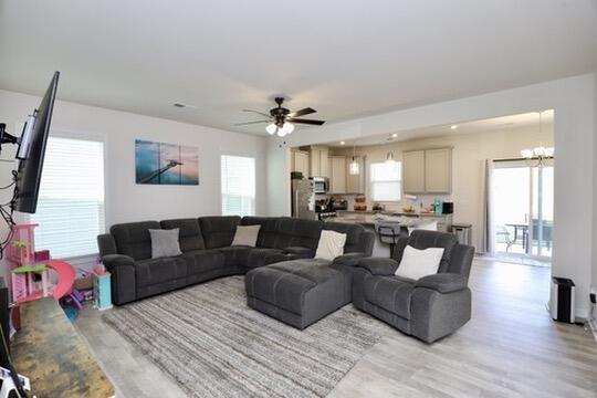 Building Photo - 1049 Crescent Moon Lp