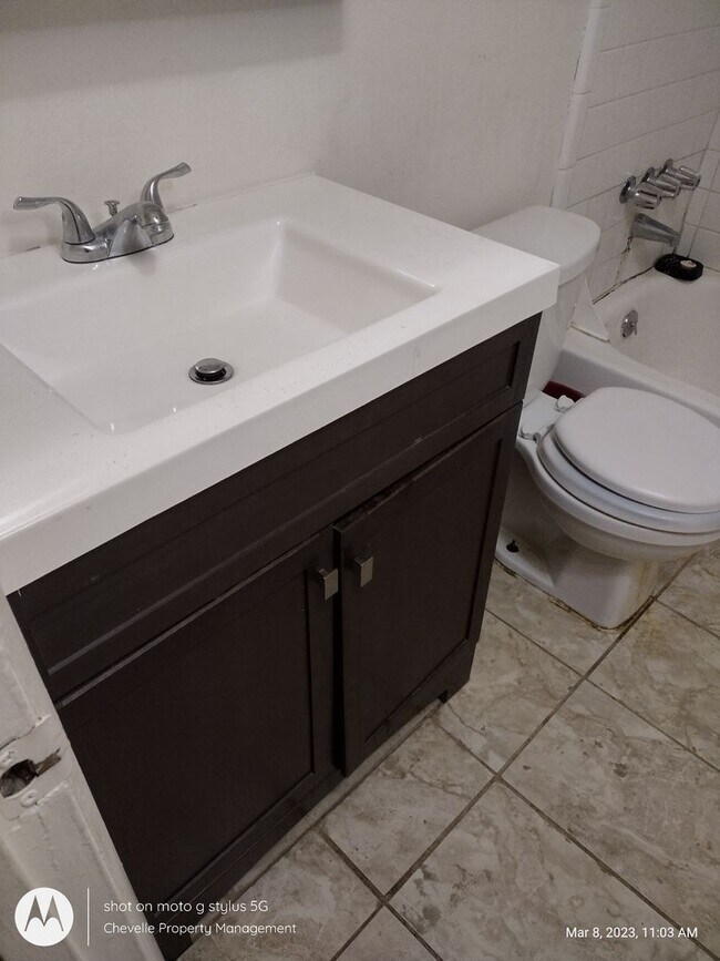 Building Photo - Furnished 2 bedroom with Loft