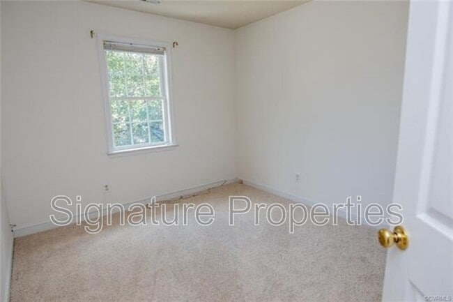 Building Photo - 6392 Greystone Creek Rd