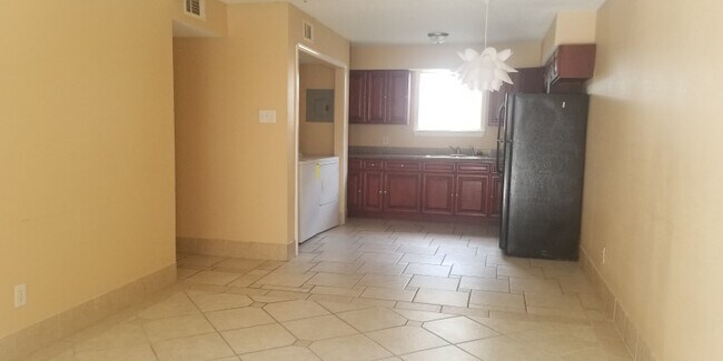 Primary Photo - Michoud 4-Plex