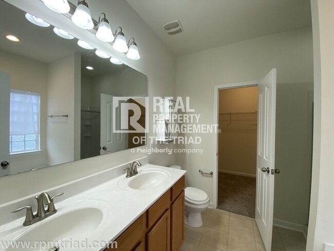 Building Photo - 4539 Deighton Ct