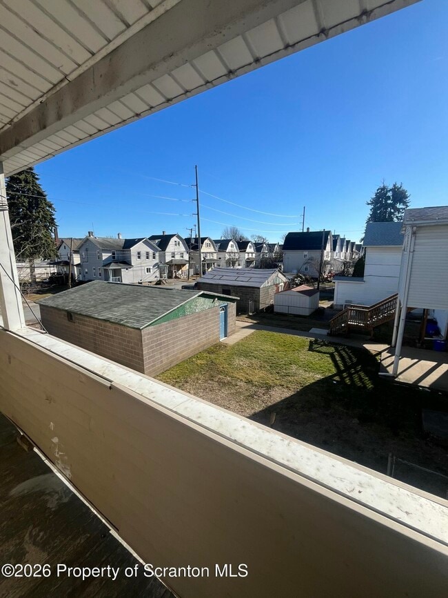 Building Photo - 375 Grove St