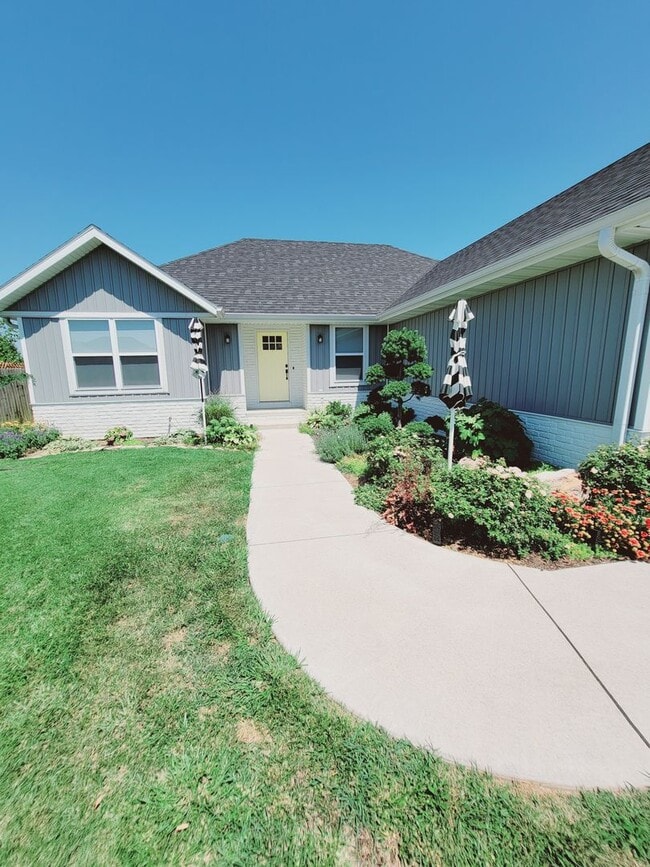 Building Photo - Pre-Leasing: Liberty Place Subdivision - Republic w/ Ultra Open Floor Plan