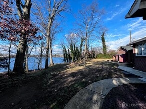 Building Photo - 123 McCutcheon Ave