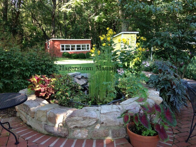 Building Photo - 7500 Mountain Laurel Rd