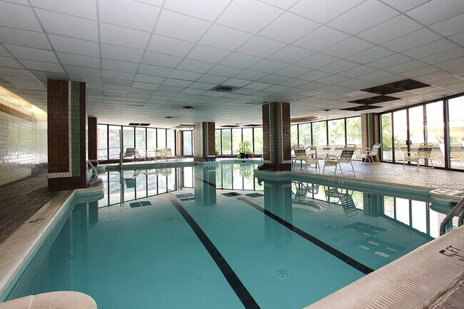 Swimming Pool - 4601 N Park Ave