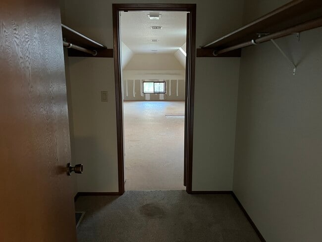 Building Photo - 15607 62nd Ave NW