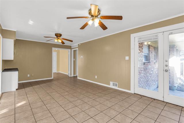 Building Photo - 2608 Meandering Way