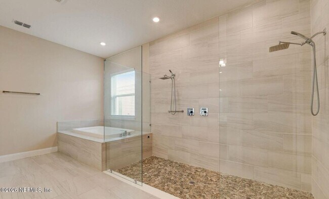 Building Photo - 614 Amalurra Trail