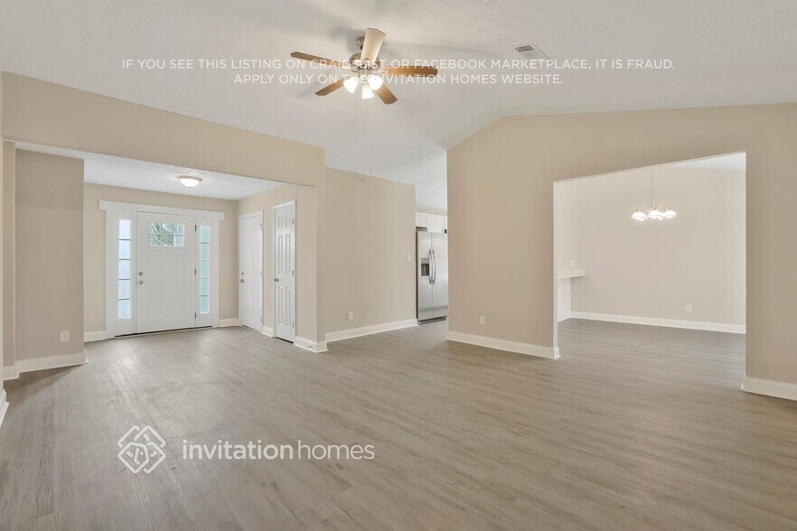 Building Photo - 5392 Medena Way
