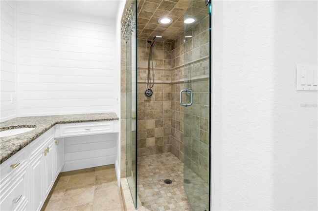 Building Photo - 1355 Pinellas Bayway S