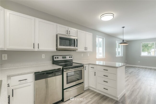Building Photo - 9206 144th St Ct NW