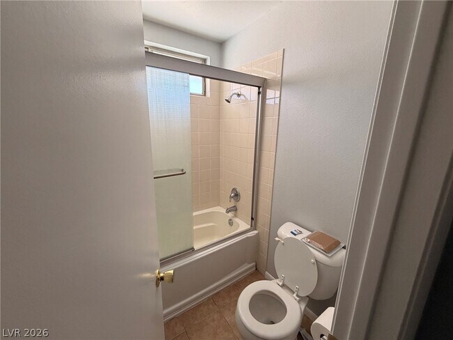 Building Photo - 1593 Teardrop St