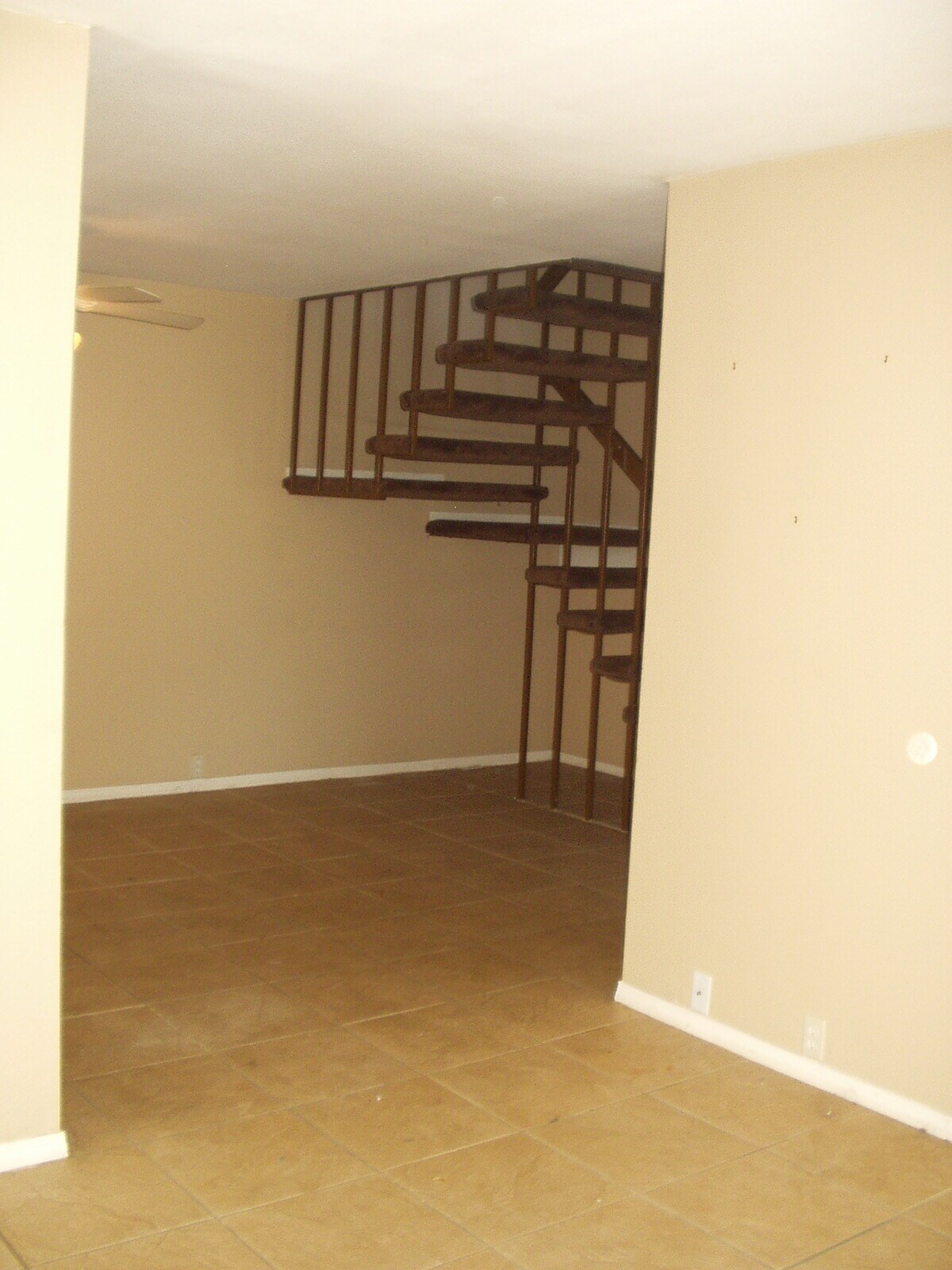 Building Photo - 10157 Caminito Jovial