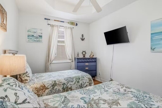 Building Photo - 4102 Oasis Blvd