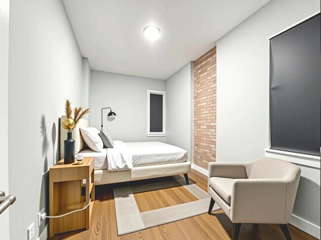 Building Photo - 3 bedroom in Brooklyn NY 11216