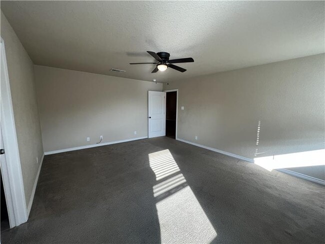 Building Photo - 3906 Anvil Range Rd