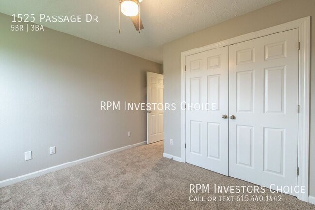 Building Photo - 1525 Passage Dr